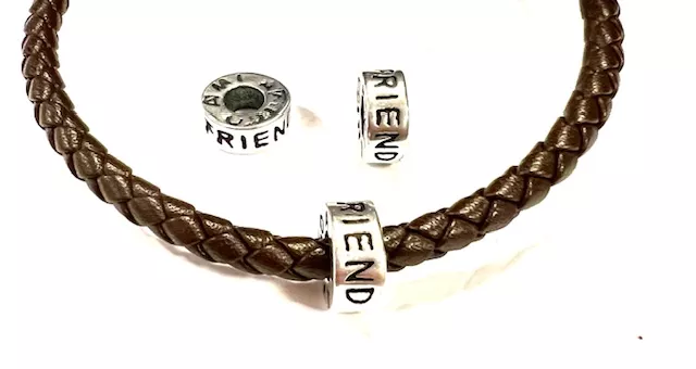 Passant FRIENDS-AMI-AMIGO cuir rond 5mm