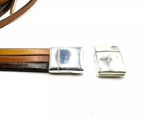 Fermoir aimanté 15x2mm en zamac plaqué argent vif