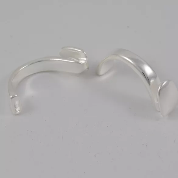 Demi jonc en zamac plaqué argent pour réaliser un bracelet