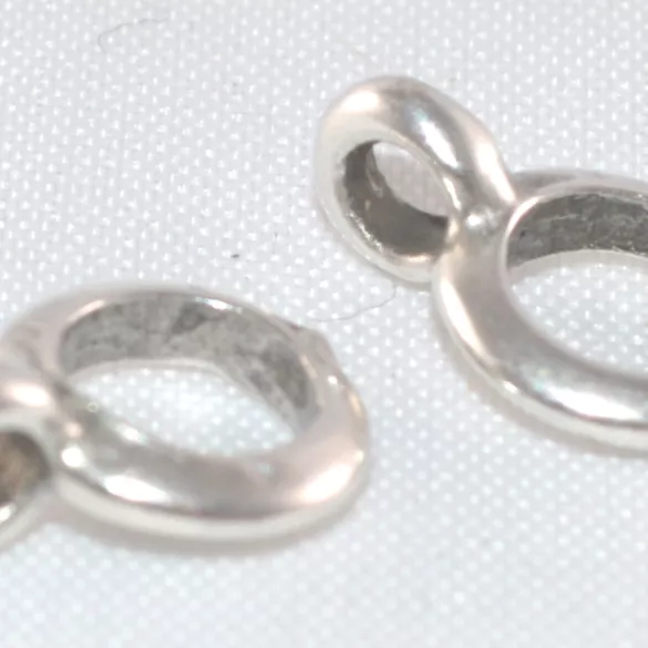 Accroche breloque pour cuir 5 mm rond