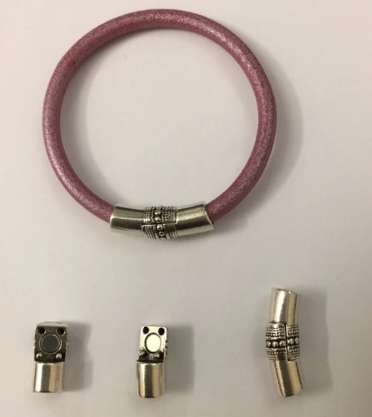 Fermoir aimanté pour cuir rond 5mm avec motif