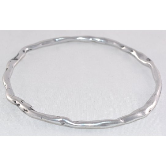 Bracelet en zamac plaqu argent antique  l'unit