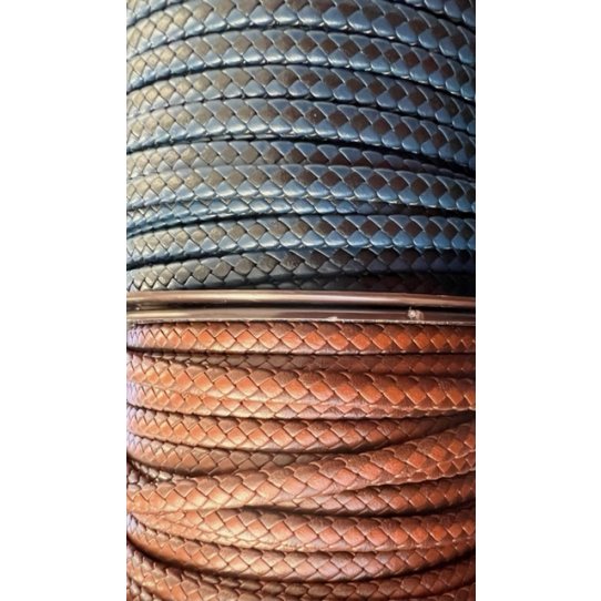 CUIR DE CHEVRE TRESSE BI-COLORE APLATI 6MM.HAUT DE GAMME