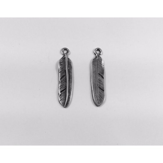 Pendant plume 34.3 X 8mm
