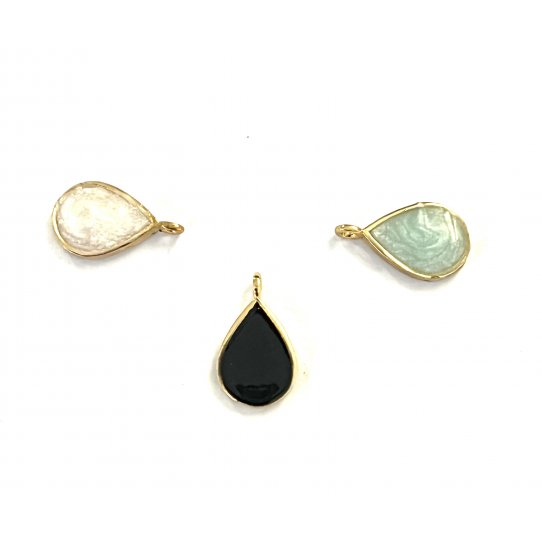 Petit pendant goutte en laiton maill 