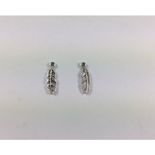 Toutes petites plumes argent vif , arg antique et dor 18.2x4.8mm